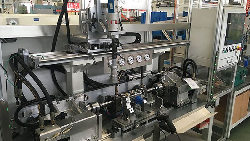 机器视觉测量仪主要通过以下步骤进行测量：